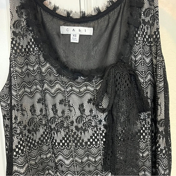 Cabi Emily 552 Lace Sleeveless Black Cream Overlay Floral Tank Top Blouse XSmall - Picture 5 of 7